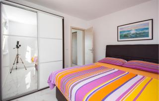 Nice Apartment In Rogoznica - Rogoznica (Rogosnizza) - 1