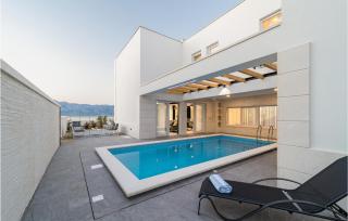 Amazing Home In Povlja - Povlja - 2