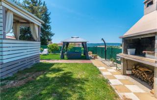 Cozy Home In Sveti Filip I Jakov - 8