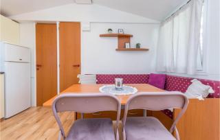 Cozy Home In Sveti Filip I Jakov - 6