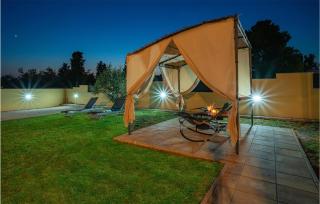 1 Bedroom Nice Home In Peroj - 3