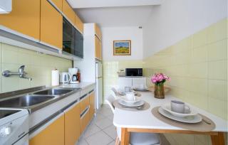 Lovely Apartment In Rabac - 7
