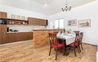Stunning Home In Pula - Štinjan - 5