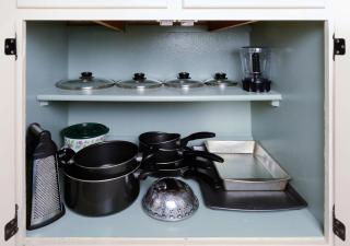 Relax at Artist's Secret Garden, KOI pond & COOL WATER jacuzzi, 4 BIG groups - 2