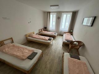 Apartment for Big Groups or Families - Brno - 0