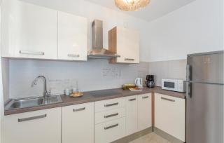 Nice Apartment In Malinska With Wifi - 6