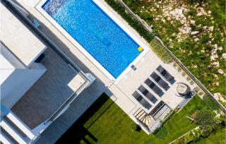 Gorgeous Home In Klimno - 5
