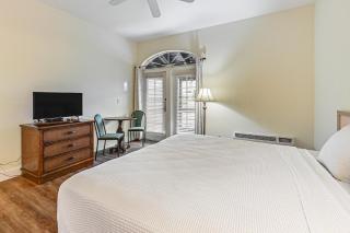 Naples Hideaway with Resort Amenities! - Naples - 5