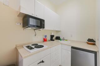 Naples Getaway with Fire Pit and Grill! - Naples - 4