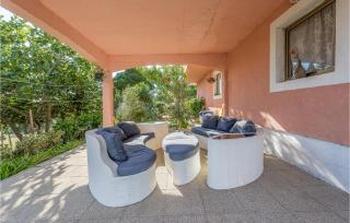 Gorgeous Apartment In Stara Vas - Stara Vas - 6
