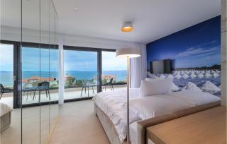 Pet Friendly Home In Lun - 6