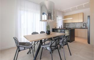 Pet Friendly Home In Lun - 7