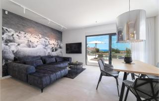 Pet Friendly Home In Lun - 2