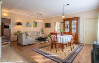 Gorgeous Home In Novalja - 8