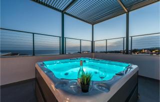 Cozy Home In Lun With Sauna - Lun - 8