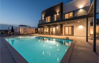 Cozy Home In Lun With Sauna - 2