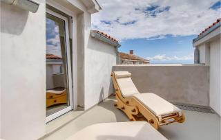 3 Bedroom Stunning Home In Plat - 3