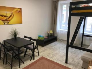 4 Person Room Great for Two Couples or a Family - Brno - 3