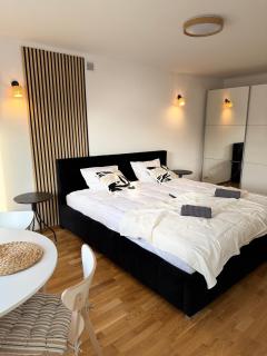 Royal Bed Apartment In The Heart of Warsaw - Warsaw - 5