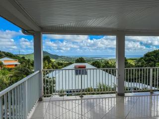 Maison typique au calme avec vue - Le Marin - 1