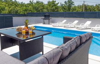 Amazing Home In Kraljevica - 9