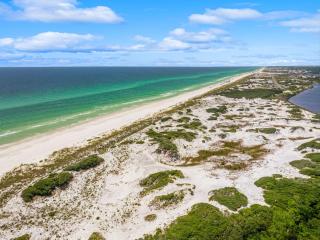 A Seaside Beauty! Book Now - Lot of Outdoor Living Space - Santa Rosa Beach - 5
