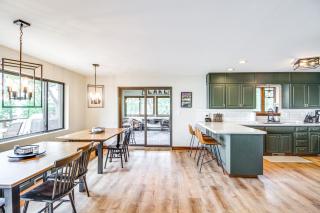 Private Beach and Dock White Sand Lake Retreat! - Baxter - 3