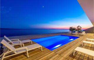 Awesome Home In Kosljun - 0