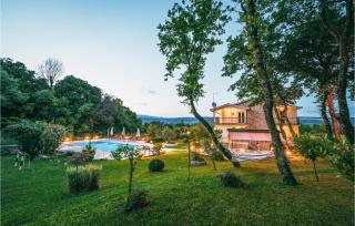 6 Bedroom Awesome Home In Grubine - Grubine - 2