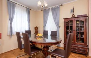 6 Bedroom Awesome Home In Grubine - Grubine - 5