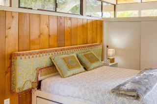 Less Than 1 Mi to Beach and Pepperdine Airy Malibu Studio - 4