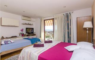 Amazing Apartment In Podgora With Wifi - Podgora - 5