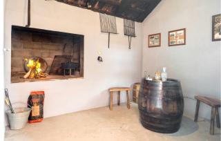 7 Bedroom Stunning Home In Kastel Novi - 5