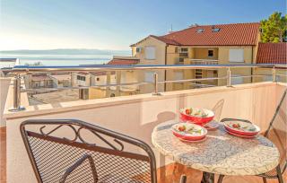 Amazing Apartment In Baska Voda - Baška Voda - 5