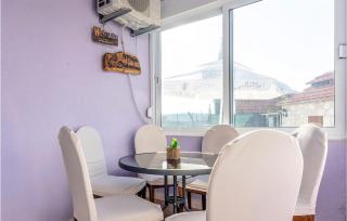 2 Bedroom Gorgeous Home In Vinisce - Vinišće - 8