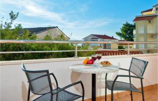 Amazing Apartment In Baska Voda - Baška Voda - 7