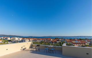 Cozy Home In Kastel Luksic With Wifi - 8