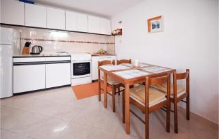 Awesome Apartment In Slatine With Wi-Fi - 4