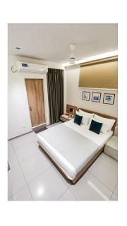 KANT by GoHotels - Near Shree Dwarkadhish Temple - Dwarka - 0