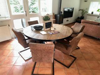 Holiday Home Voorthuizen with Hot Tub, cleaning included - Voorthuizen - 9
