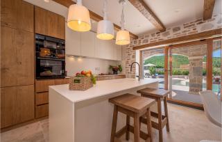 Gorgeous Home In Cera With Wifi - - 7
