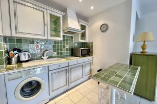 Bright studio with terrace and sea view - 7