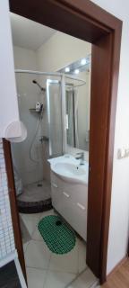 Eden Apartments - 8