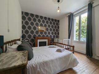 Grande maison familiale de charme Vic-Sur-Cère 9ch - Vic-sur-Cère - 1