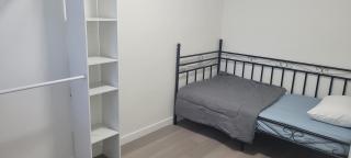 Farhad's B&B - Abbotsford - 7
