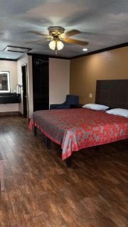 Luxury Inn - Houston - 0