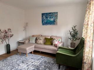 Peaceful 2BR Retreat w Garden Near Oxford - Witney - 2