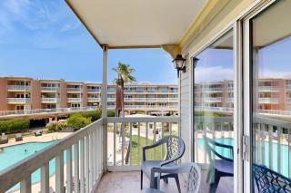 Victorian Condo Relax Refresh and Renew - Galveston - 5