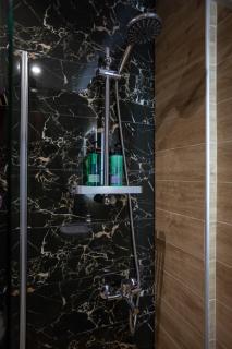 Holiday Stylish City-Center Studio - 8