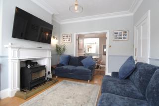Stylish Modern Victorian Townhouse By the Sea - Combe Martin - 0